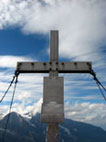 Крест на альпийской вершине