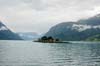 Каменный островок в Согне фьорде