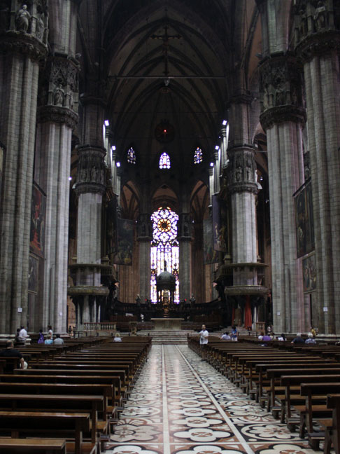 Центральный неф Миланского кафедрального собора